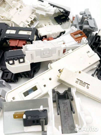 Блокировка люка стиральной машины