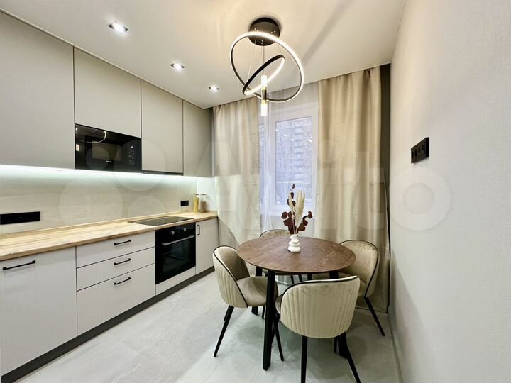 2-к. квартира, 60 м², 5/19 эт.