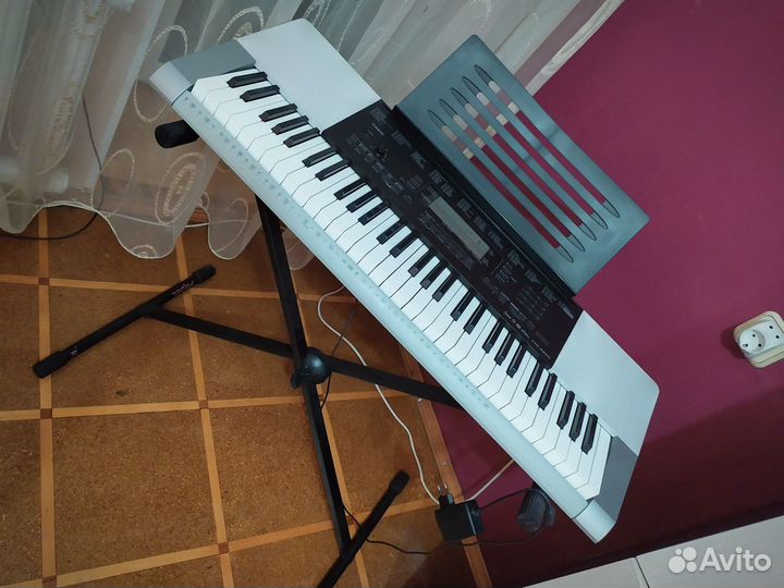 Синтезатор Casio CTK-4200