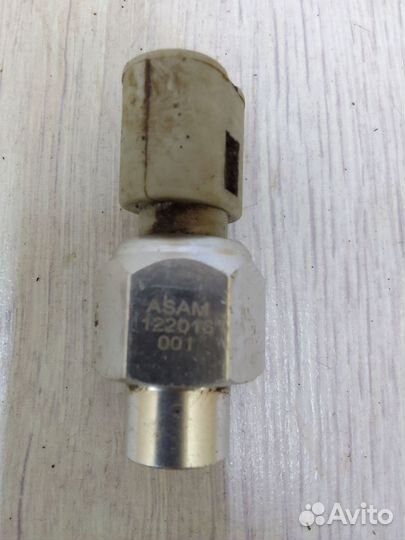 Датчик гидроусилителя гур Renault symbol 2 NEW 08