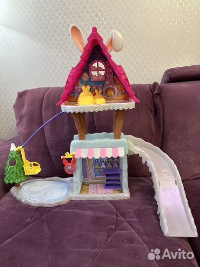 Enchantimals шале в горах