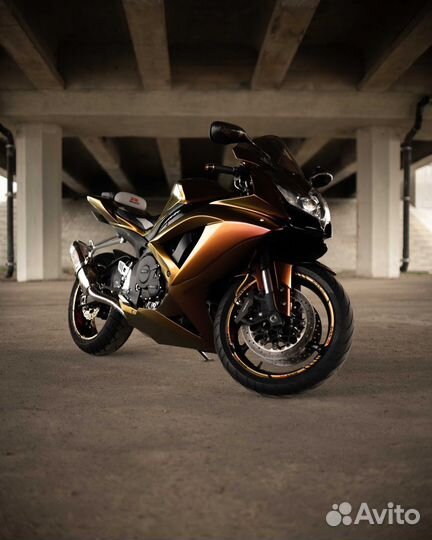 Suzuki gsxr 750