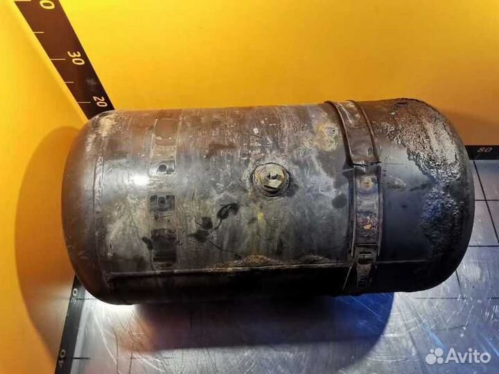 Ресивер сжатого воздуха V40 615x310 MAN