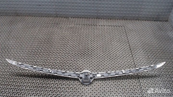 Накладка крышки багажника Opel Insignia, 2011