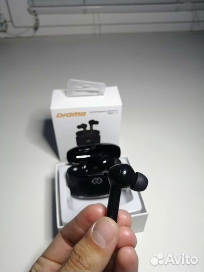 Беспроводные Наушники digma