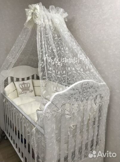 Детская кроватка