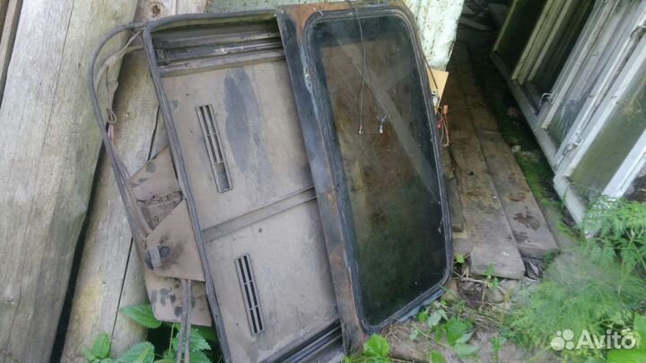 Люк на крышу