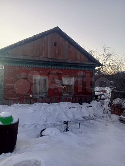 Дом 32,8 м² на участке 5 сот.