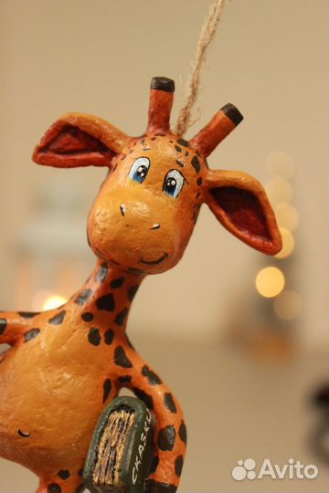 Игрушка на елку жираф