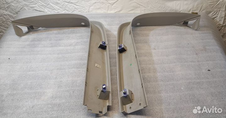 Обшивка крышки багажника Opel Astra J