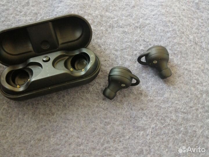 Беспроводные наушники interstep SBH-530