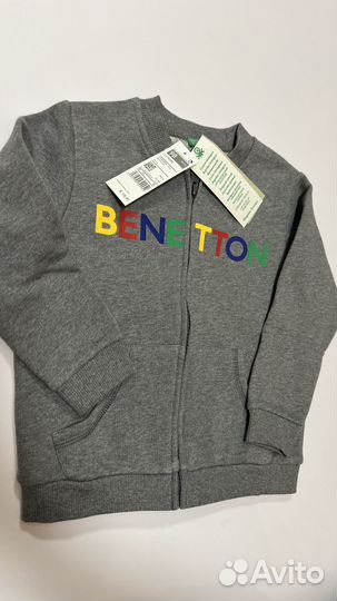 Новpая кофта Benetton 98