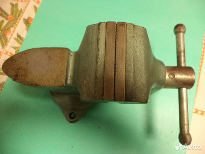 Тиски поворотные СССР