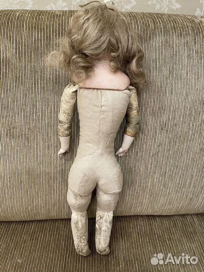 Антикварная кукла
