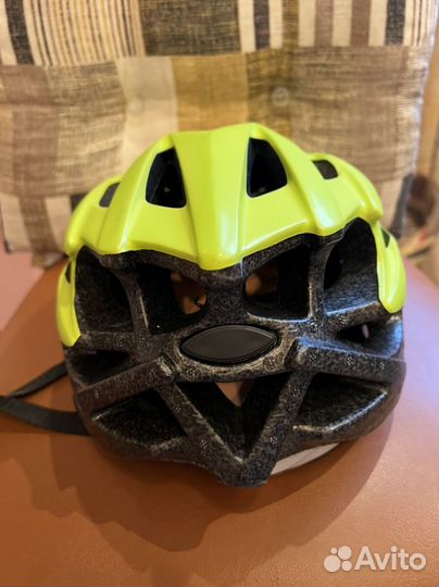 Велошлем взрослый