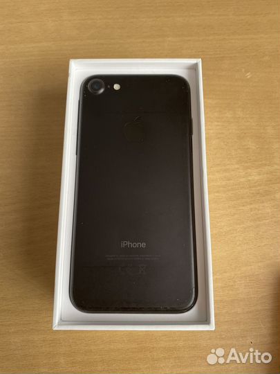 Телефон iPhone 7 128gb