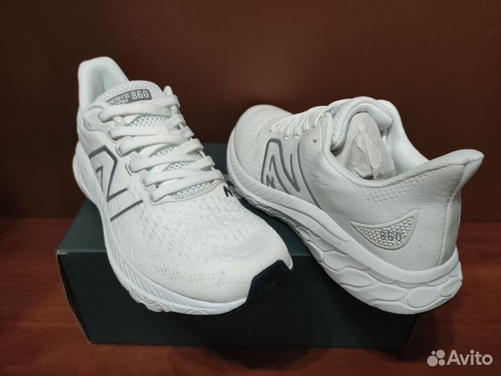 Кроссовки New Balance 860v13