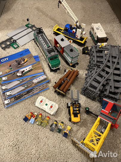 Lego City товарный поезд 60198