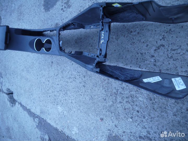 Подлокотник рио3