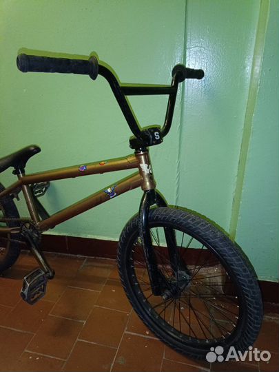 Трюковой велосипед bmx