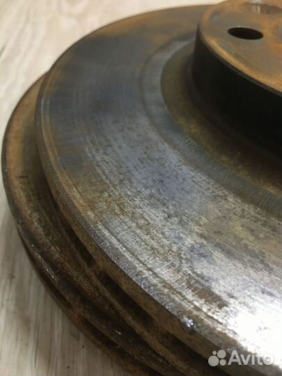 Тормозной диск перед Renault logan 2