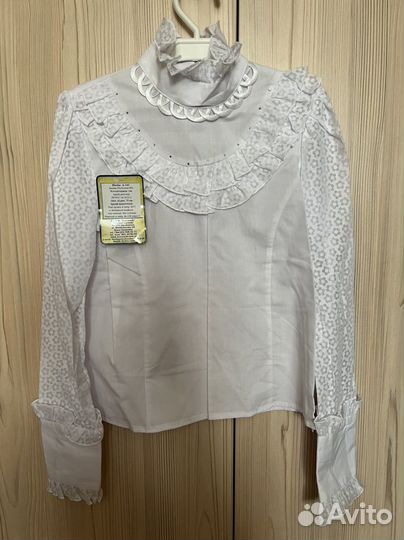 Новая блузка на девочку на рост 146 см