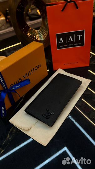 Купюрница Louis Vuitton