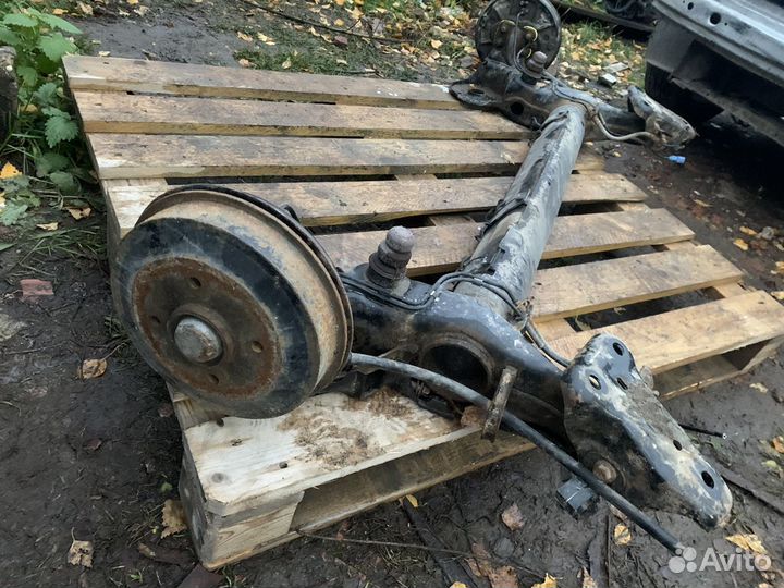 Задняя балка Ситроен C-Elysee