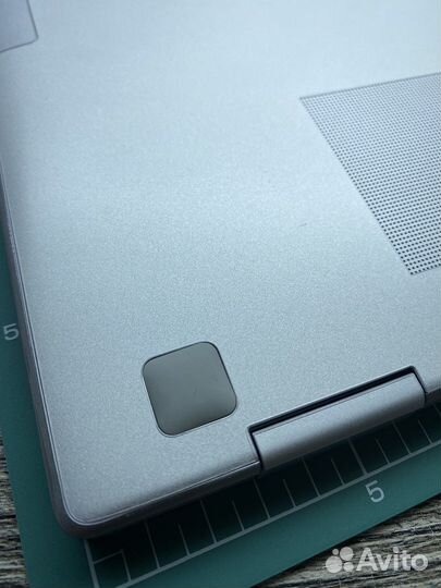 Защитная полиуретановая пленка на Макбук