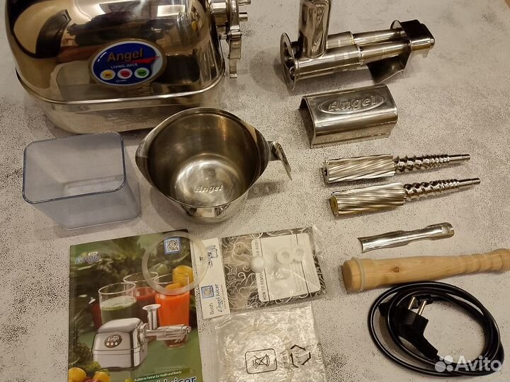 Соковыжималка Angel Juicer 5500