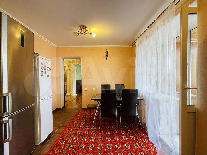 3-к. квартира, 110 м², 7/11 эт.