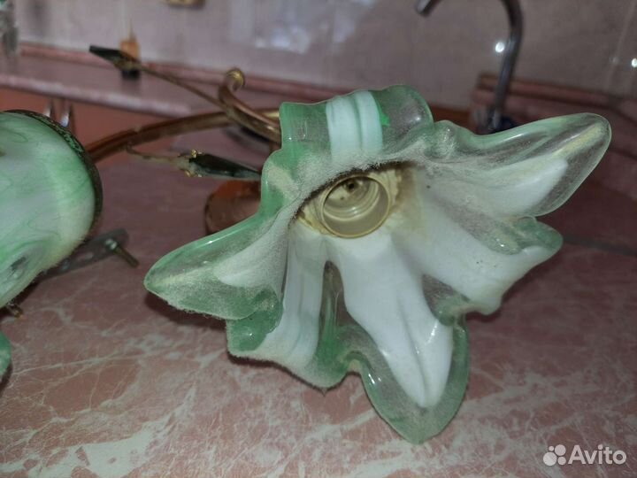 Настенный светильник бра два плафона