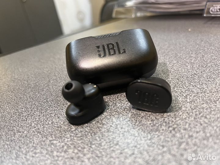 Беспроводные наушники jbl tune 130NC TWS