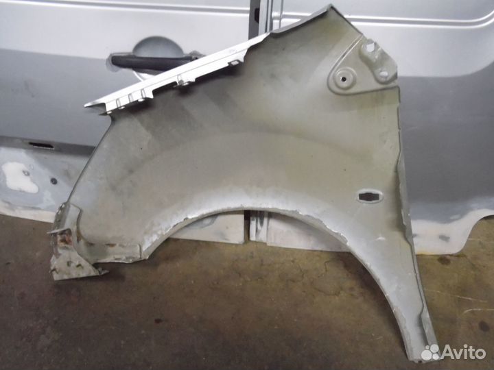 Крыло переднее правое Пежо Партнер Б9