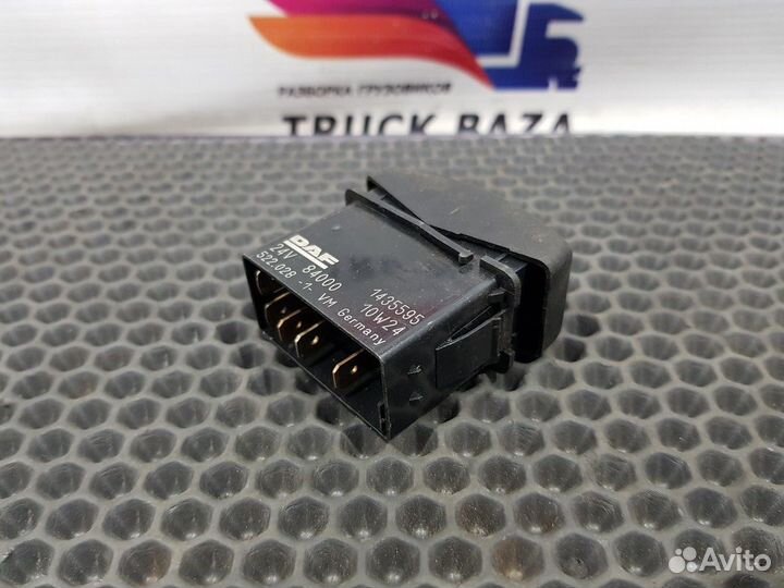 Кнопка центрального замка