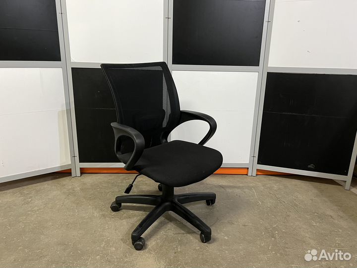 Кресло компьютерное ларк спинка сетка