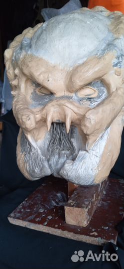 Голова хишника