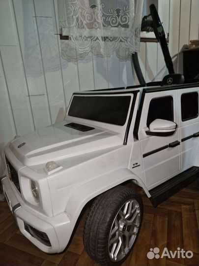 Детский электромобиль