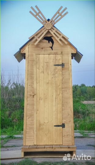 Дачный туалет деревянный