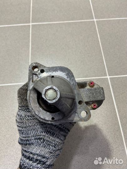 Стартер Nissan Cube 1999 г