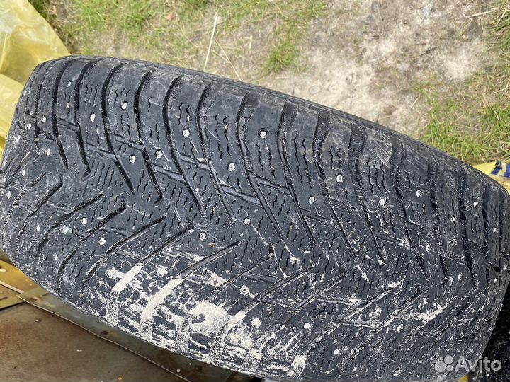 Nokian Tyres Hakkapeliitta 8 SUV 235/60 R18