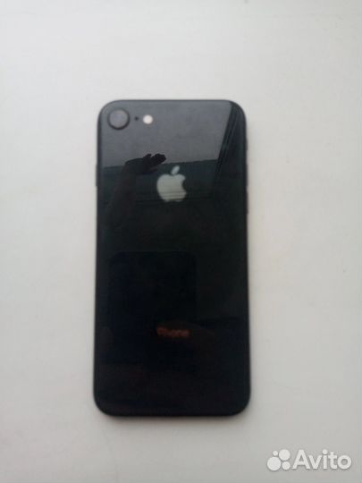 iPhone 8, 64 ГБ