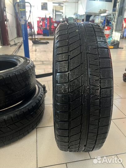 Sailun Ice Blazer Arctic SUV 225/60 R18