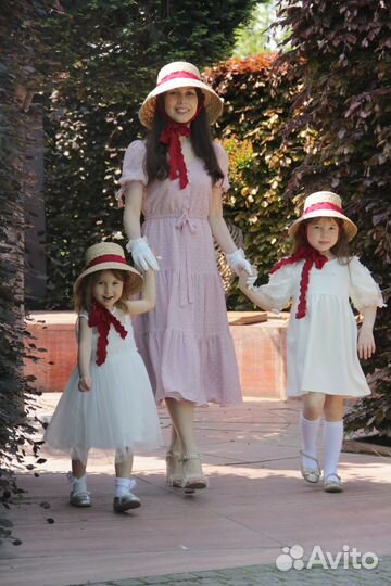 Шляпа детская колокольчик из соломы White and Blue