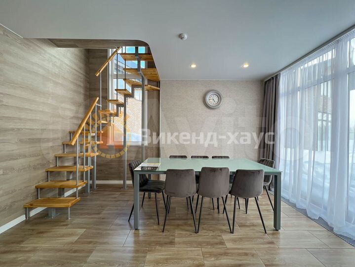 Коттедж 180 м² на участке 15 сот.