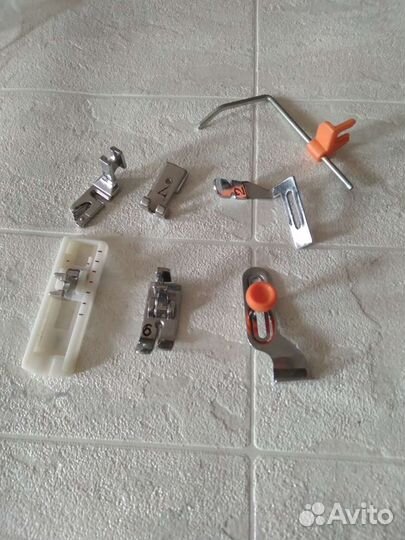 Лапки для швейных машин новые