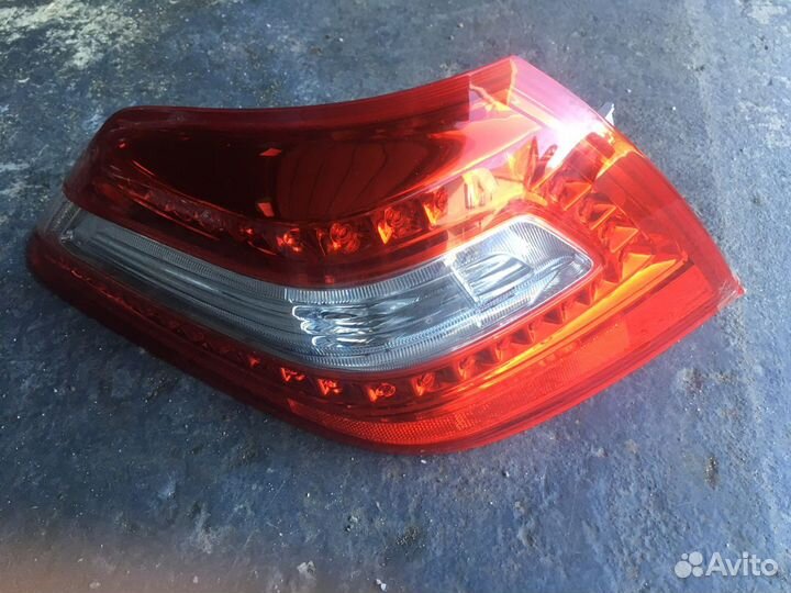 Фонарь задний левый Ниссан Теана 31