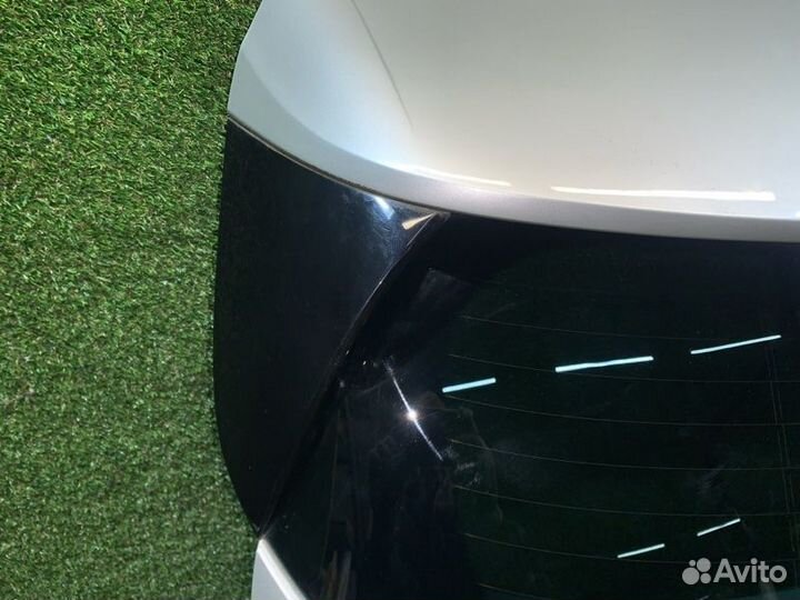 Крышка багажника Renault Megane