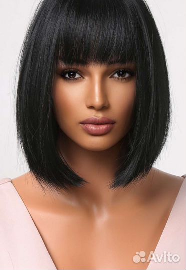 Парик черный короткий каре с челкой боб