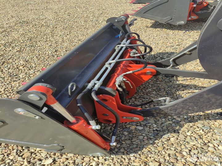 Фронтальный погрузчик Kyloton MR22, 2023